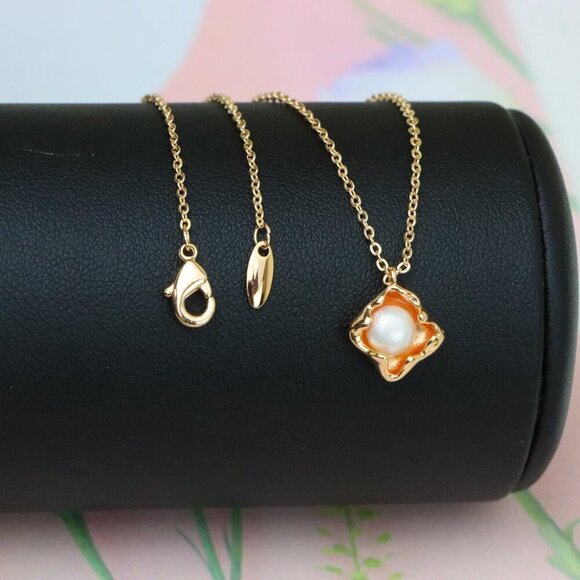 "Elegant Rose Gold Pearl Pendant Necklace for Women, XPNL1912 - Picture 5 of 13